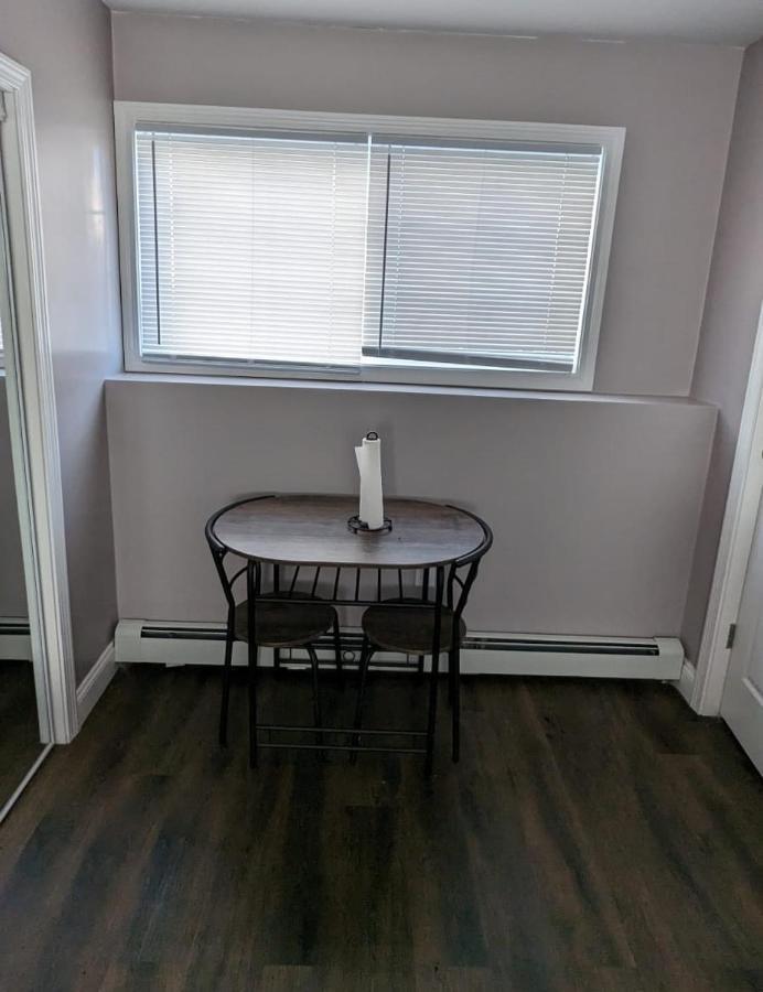 Private Room And Bathroom Providence Exterior photo